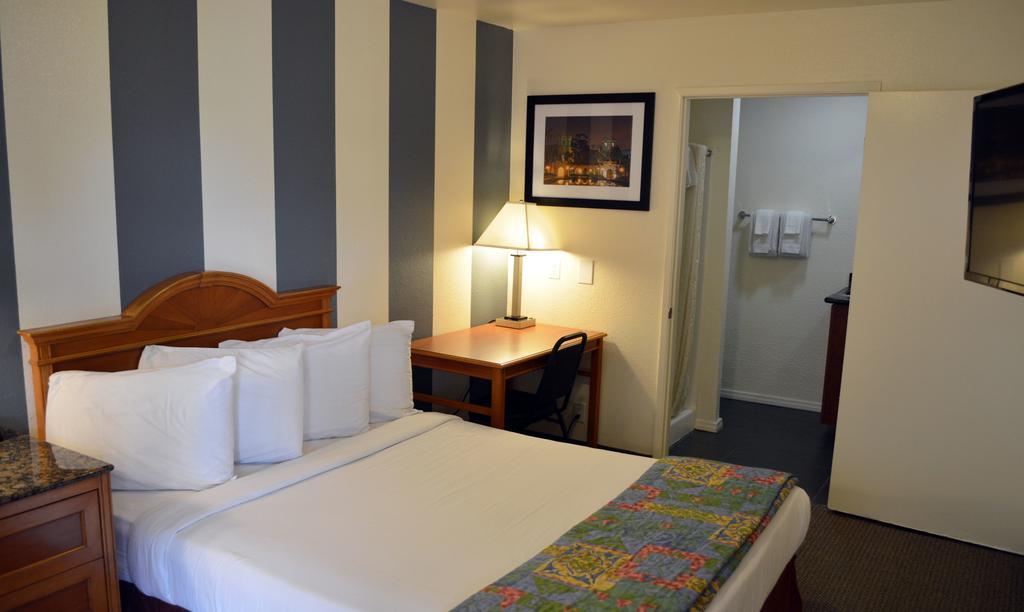 West Park Inn- Extended Stay / Weekly Rates Available San Diego Ruang foto